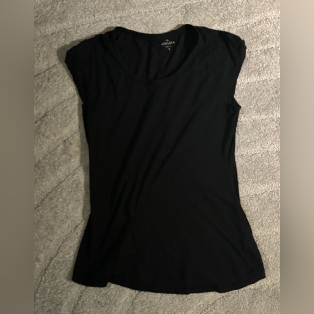 Athleta black scoop neck tank top